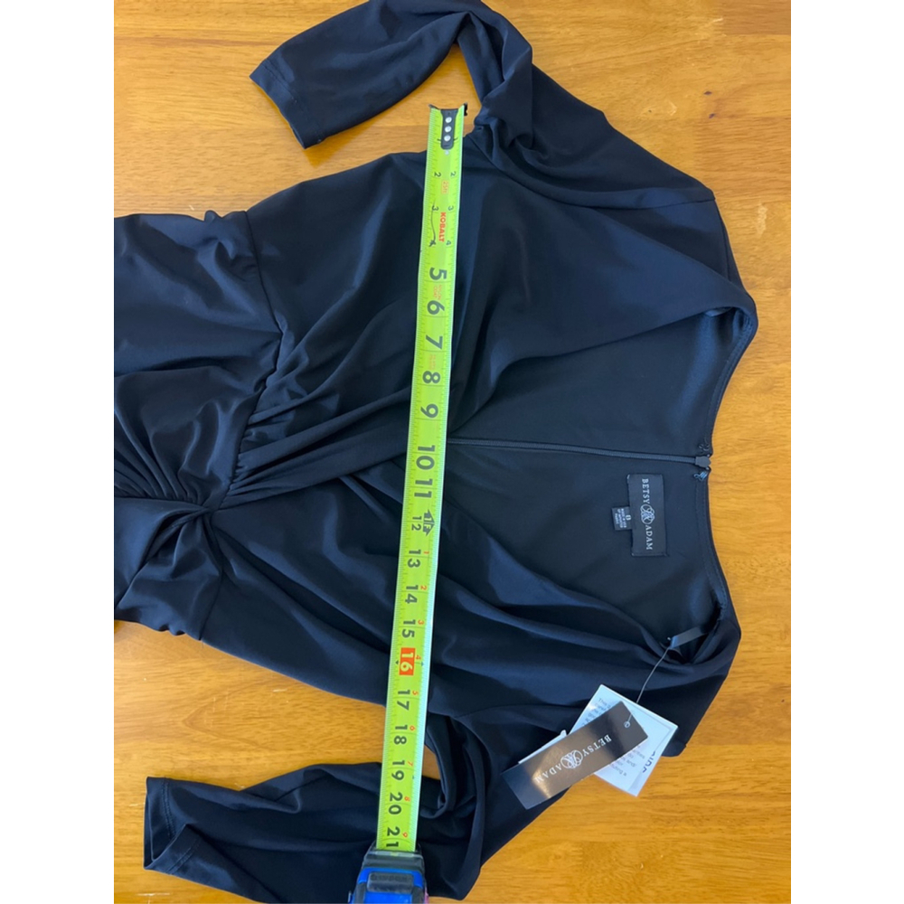 NWT Betsy & Adam
V Neck Ruched Ruffled Gown SZ 8 - Picture 6 of 8